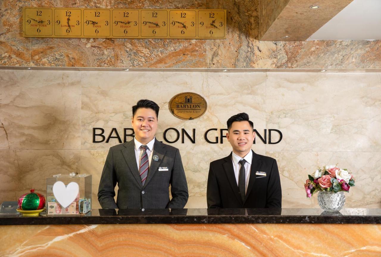 Và Babylon Grand